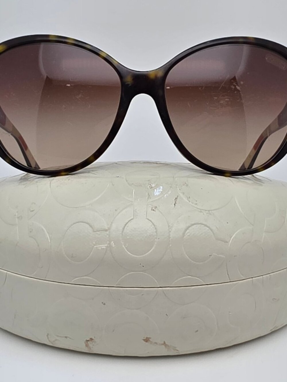 *SOLD* Coach HC8007 L011 5001/13 Abigail Tortoise Frame Brown Lens Sunglasses